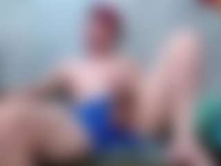 Live cam show with morbosoHOT37 - Bedroom on livesuperchat.net