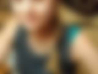 Kira's Live Sex Cam Show