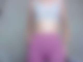 Kira's Live Sex Cam Show