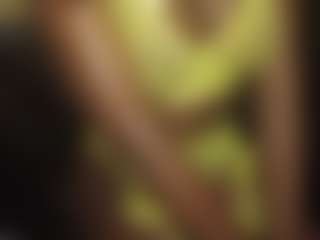 Live cam show with SexyChocoQueen - Dildo Or Vibrator on Free Soda