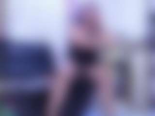 ChanelNylonn's Live Sex Cam Show