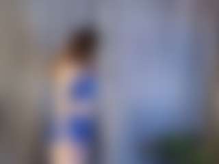 Live cam show with RoxyFever - Gray Eyes on Dare Cams