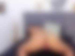Live cam show with silvanadelatorree - Gagging on Camsoda