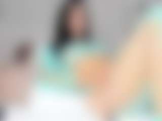 Live cam show with Amara-Rosseee - College on Camsoda