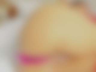 Amara-Rosseee's Live Sex Cam Show