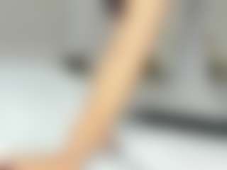 Amara-Rosseee's Live Sex Cam Show
