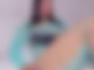 Live cam show with Amara-Rosseee - Average on Streamer API