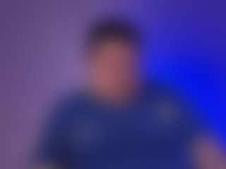 Live cam show with BigBossBaddyX - Tease on WildCum