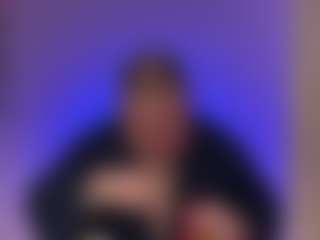 Live cam show with BigBossBaddyX - Chubby on livesuperchat.net