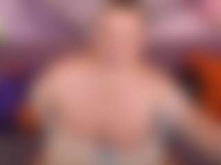 Live cam show with DevilishMuse - Fingering on Gym Cam Girls