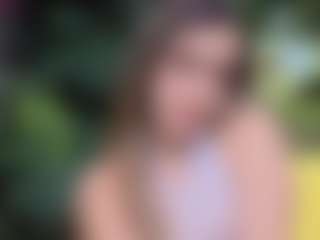 Dionekiss's Live Sex Cam Show