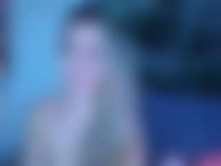 Live cam show with Dionekiss - Tiny Tits on TeamSkeetLive