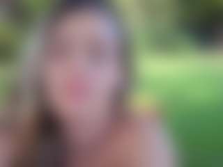 Live cam show with Dionekiss - Fuck Machine on Camsoda