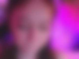 Live cam show with KaraParsons - Thin on madthumbs