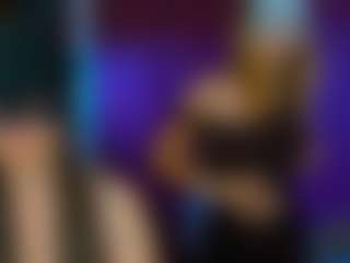 lina-moone's Live Sex Cam Show