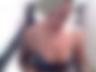 Live cam show with Yuno - Red Hair Dildo on xxxlivecams.org