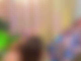 Live-Cam-Show mit LyriaVespera - Upskirt auf Camsoda