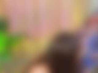Live cam show with LyriaVespera - Thin on Streamer API