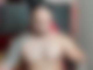 marllon123strong's Live Sex Cam Show