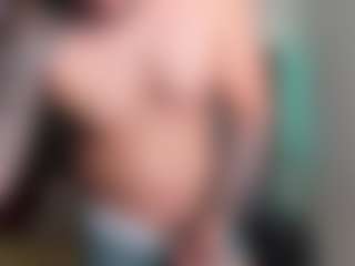 Live cam show with marllon123strong - Living Room on Milfs Live