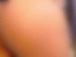 Live cam show with Mia Collins - Tittyfuck on Camsoda