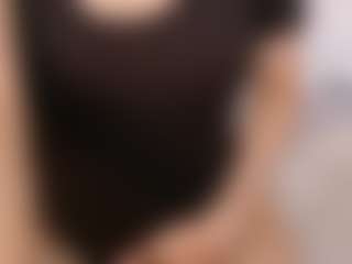 Mia Collins's Live Sex Cam Show