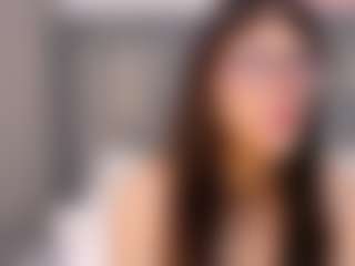 Live cam show with Mia Collins - Ball Sucking on boobsie.com