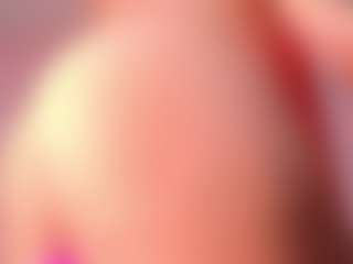 Live cam show with Mia Collins - Nipple Piercings on live18s.com