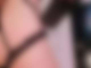 Mia Collins's Live Sex Cam Show