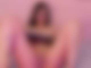Live cam show with Mia Collins - Tittyfuck on CamSodaAdn