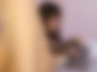 Live cam show with Mia Collins - Thin on Hubzter Live