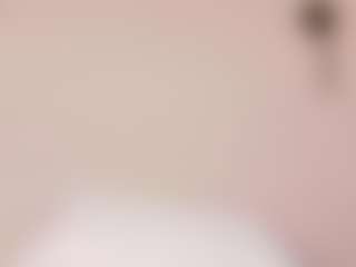 Live cam show with Mia Collins - Facial Piercings on Instabang