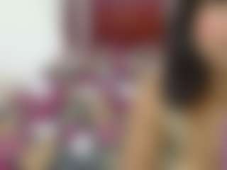 Live cam show with aitana-smith - Body Massage on livesuperchat.net