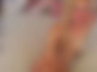 Live cam show with AliceWiss - Moaning on Camsoda