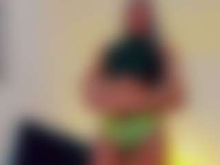 amanda-cax's Live Sex Cam Show