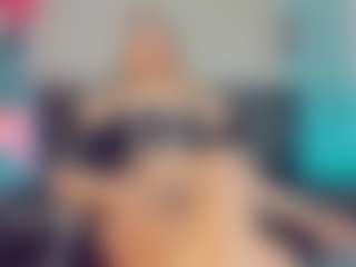 amanda-cax's Live Sex Cam Show