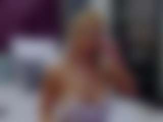 Live cam show with BriannaSpiceX - Petite MILF on Camsoda
