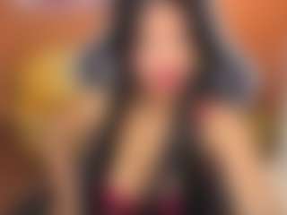 Live cam show with Emily-Smith-T - Thin on Camsoda
