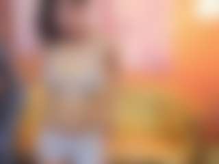 Live cam show with Emily-Smith-T - Oil on Stripli.com