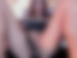 Live cam show with EvelynRousse - Ebony on dropp.cam | colombia