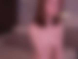 Live cam show with JoanWittig - Flashing on Dolls Live