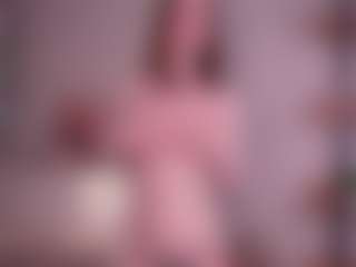 Live cam show with JoanWittig - Green Eyes on Dolls Live