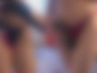 Live cam show with LeeannVides - Striptease on madthumbs