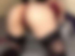 Live cam show with lilsilvianHM - Facial on crypto-cams