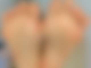 Live cam show with naia-cox - Stockings on liverealitysex.com