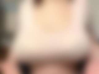 Live cam show with RavenPiszczatowski - American Blonde Hair on Camsoda | united kingdom