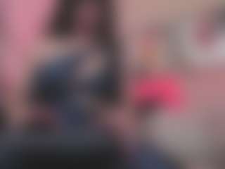 Live cam show with Vaiiolett-t - Tittyfuck on Camsoda