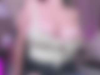 Vaiiolett-t's Live Sex Cam Show