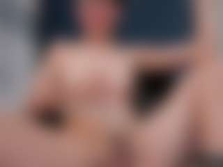 Valery-More's Live Sex Cam Show