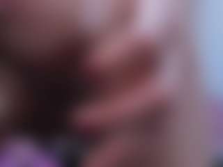 Valery-More's Live Sex Cam Show